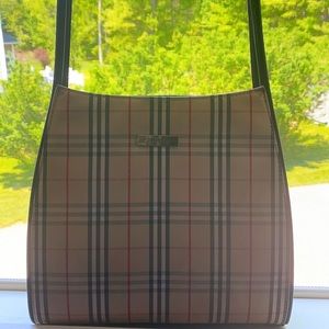 Burberry knock off purse